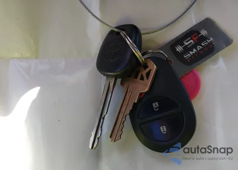 2008 Toyota Tacoma Base V6 z USA, uszkodzony, nr VIN 3TMLU42N98M014473